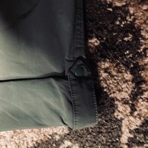 Adjustable green pants